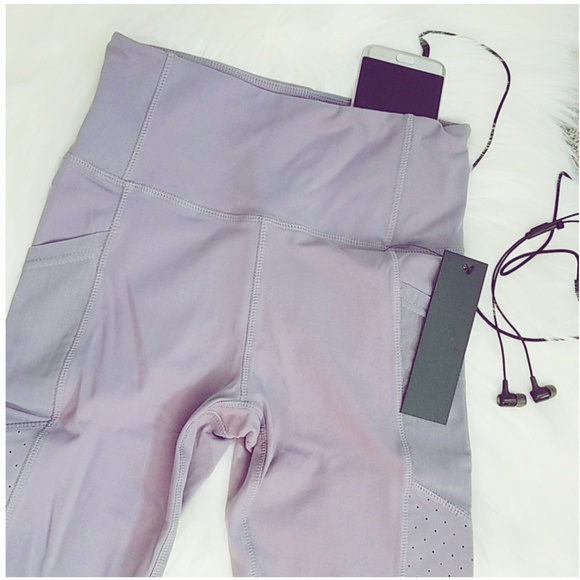 Lavender Highwaist Mesh Workout Legging - Picture 3 of 7